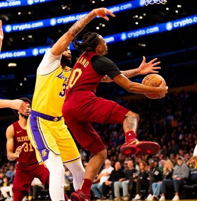 PG电子官网入口-湖人队主场失利，能否在客场扭转局势？的简单介绍