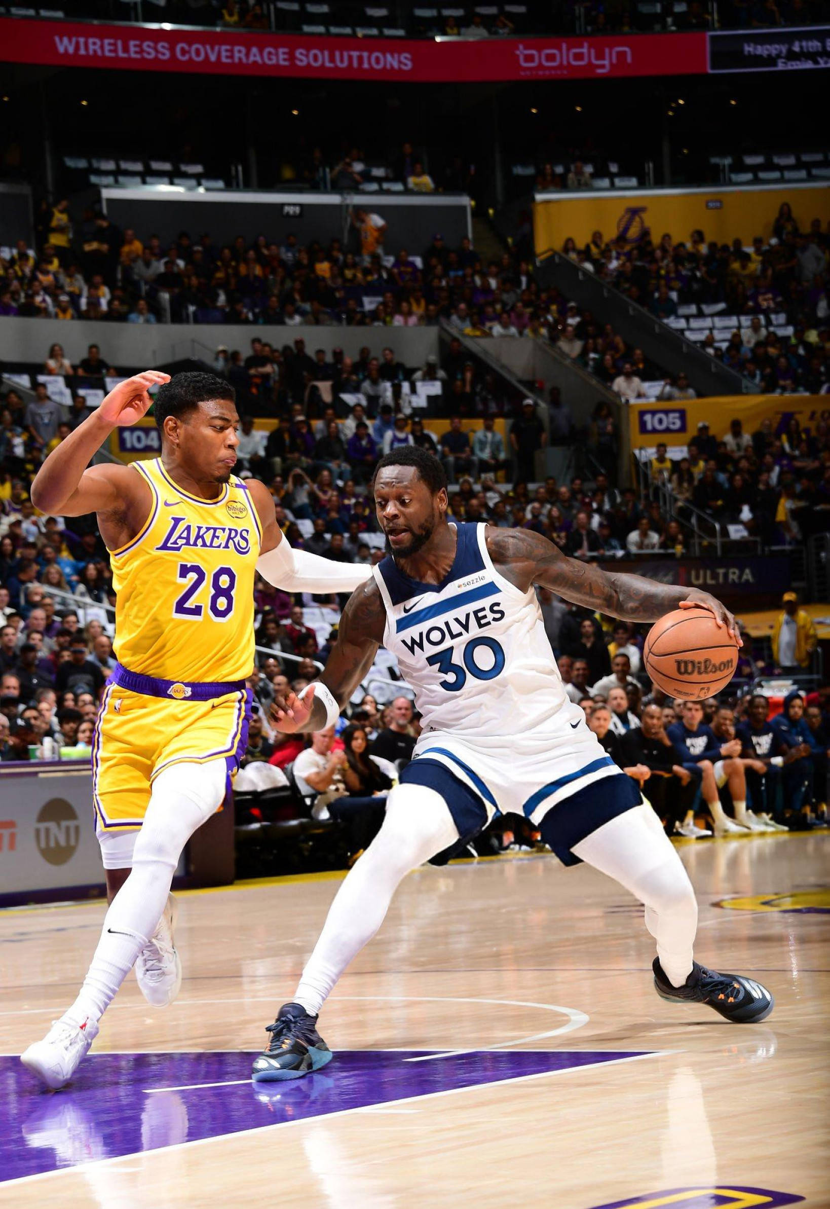 湖人队主场失利,能否在客场扭转局势?的简单介绍 湖人队主场失利,能否在客场扭转局势?的简单介绍