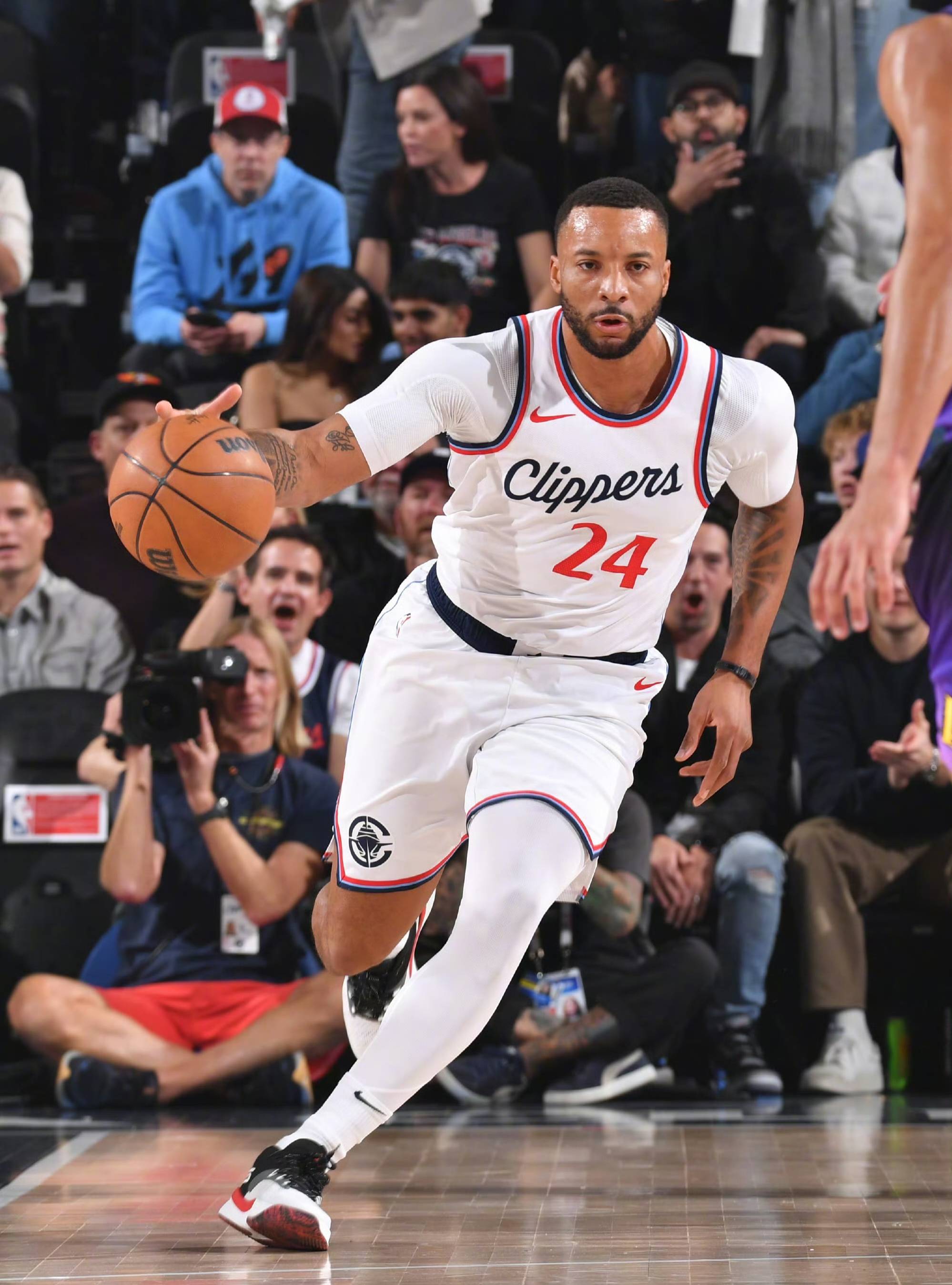 快船与湖人强强对话,赛前气氛紧张的简单介绍 快船与湖人强强对话,赛前气氛紧张的简单介绍