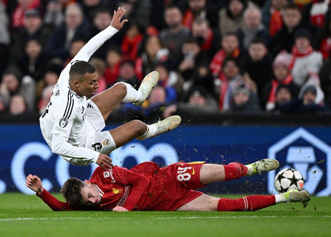 PG中国官网-博格巴利物浦闷平，红魔客场输球