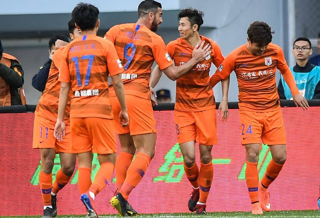 山东鲁能队遭遇危机,将努力改变颓势 山东鲁能队遭遇危机,将努力改变颓势