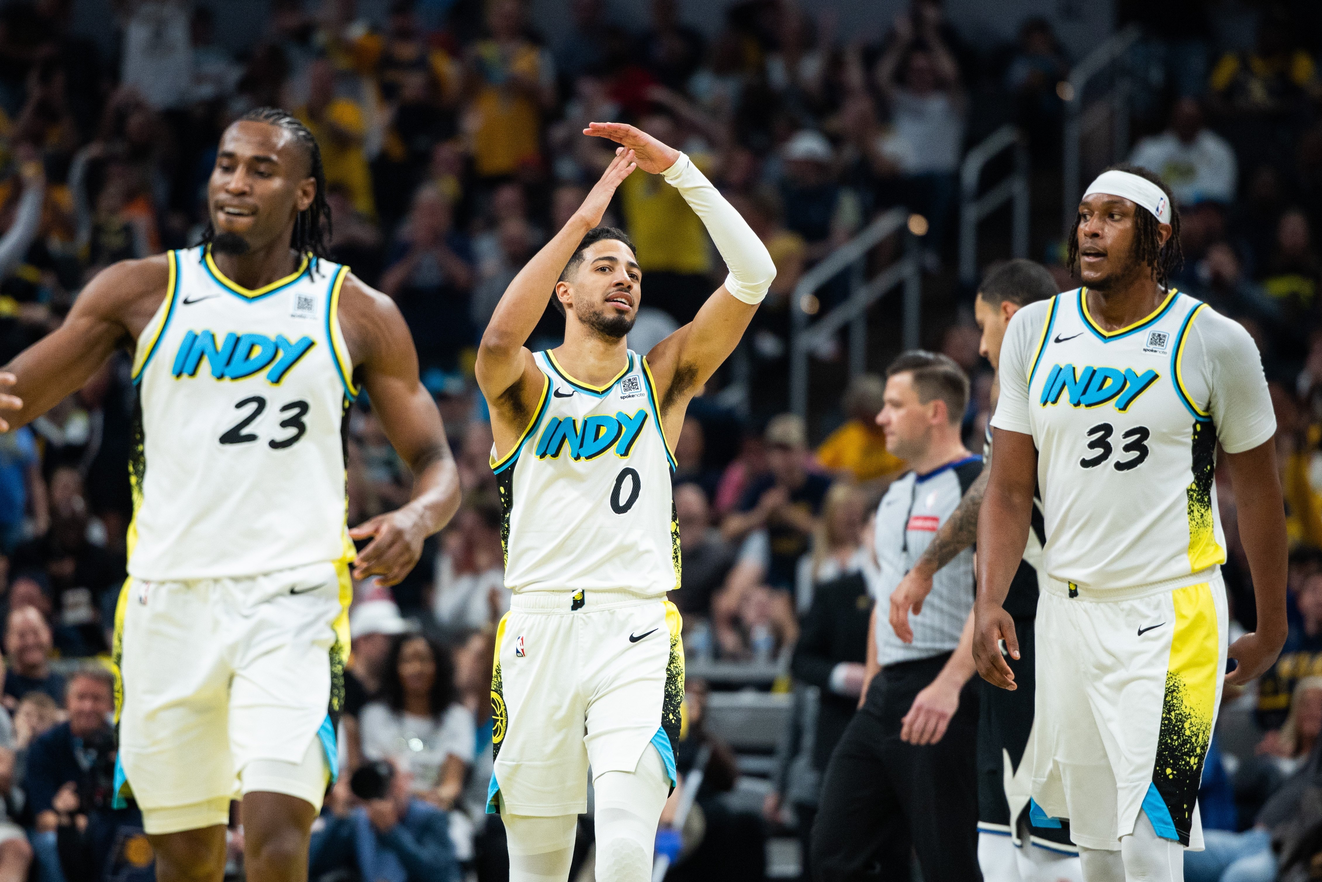 PG电子官网-快船队再战胜雄鹿，掘金队遗憾负于雷霆