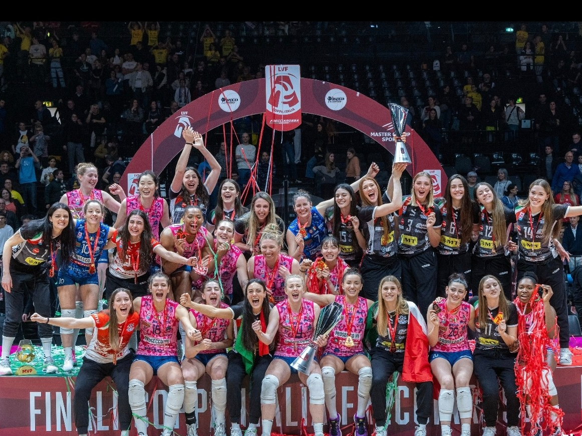 PG中国官网-俄罗斯女排队大获全胜，夺得冠军