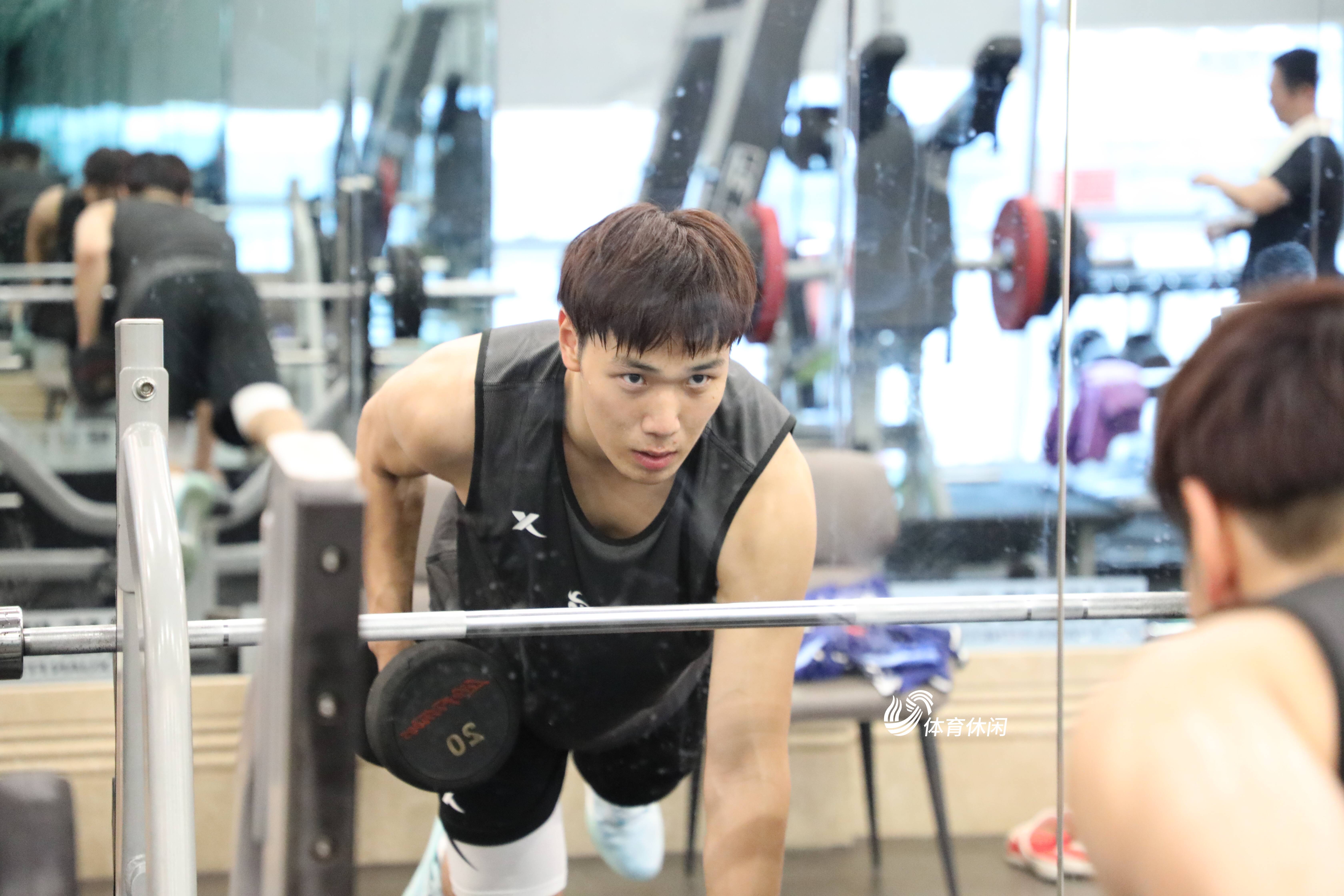 PG电子线上登入-体能训练有成球队备战良好迎接比赛