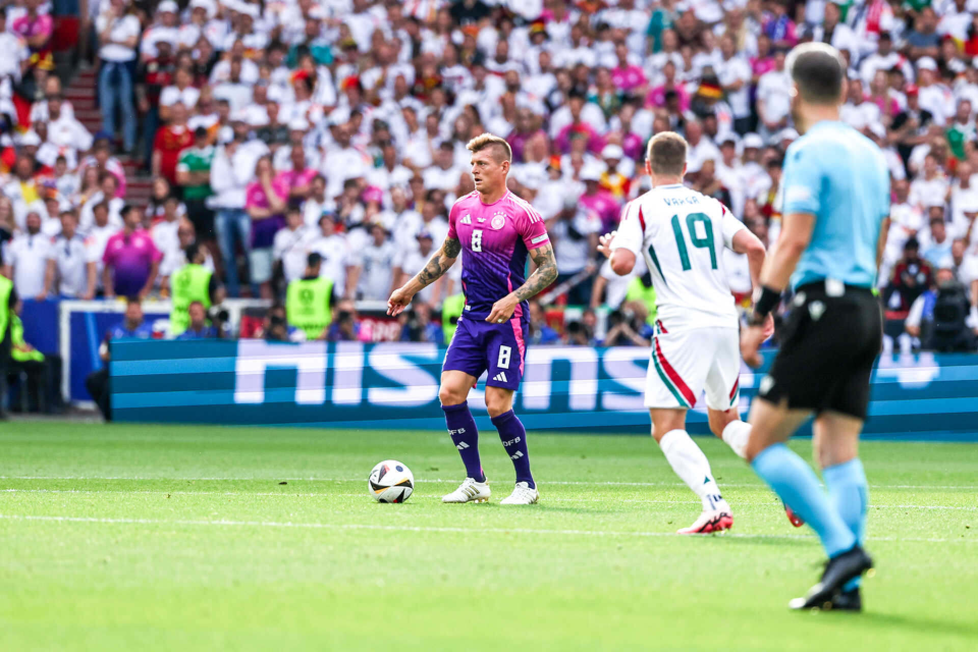 德国足球联赛获得国际认可和赞誉 德国足球联赛获得国际认可和赞誉