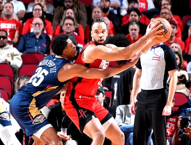 火箭三分大战胜步行者,赢得四连胜,继续领先西南区 火箭三分大战胜步行者,赢得四连胜,继续领先西南区