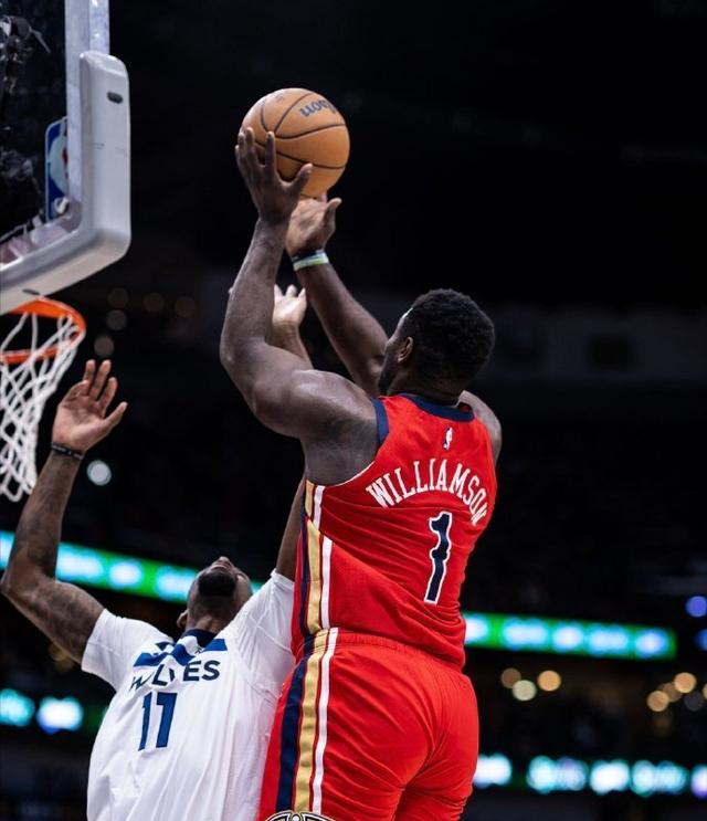 关于鹈鹕外线神投摧毁魔术，小球阵容发挥出色的信息