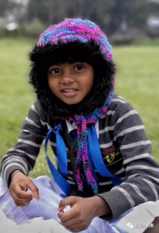 斯里兰卡队选手勇斗奋斗，荣耀夺冠