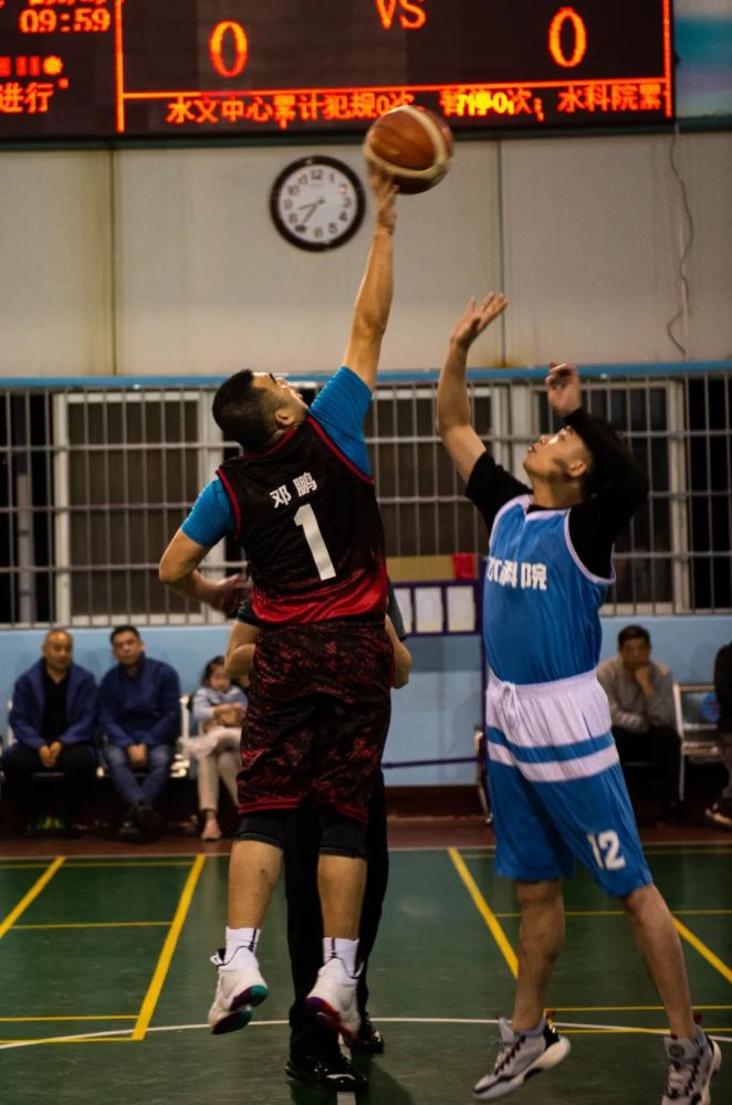 关于维也纳获胜法兰克福,势如破竹气势如虹的信息 关于维也纳获胜法兰克福,势如破竹气势如虹的信息