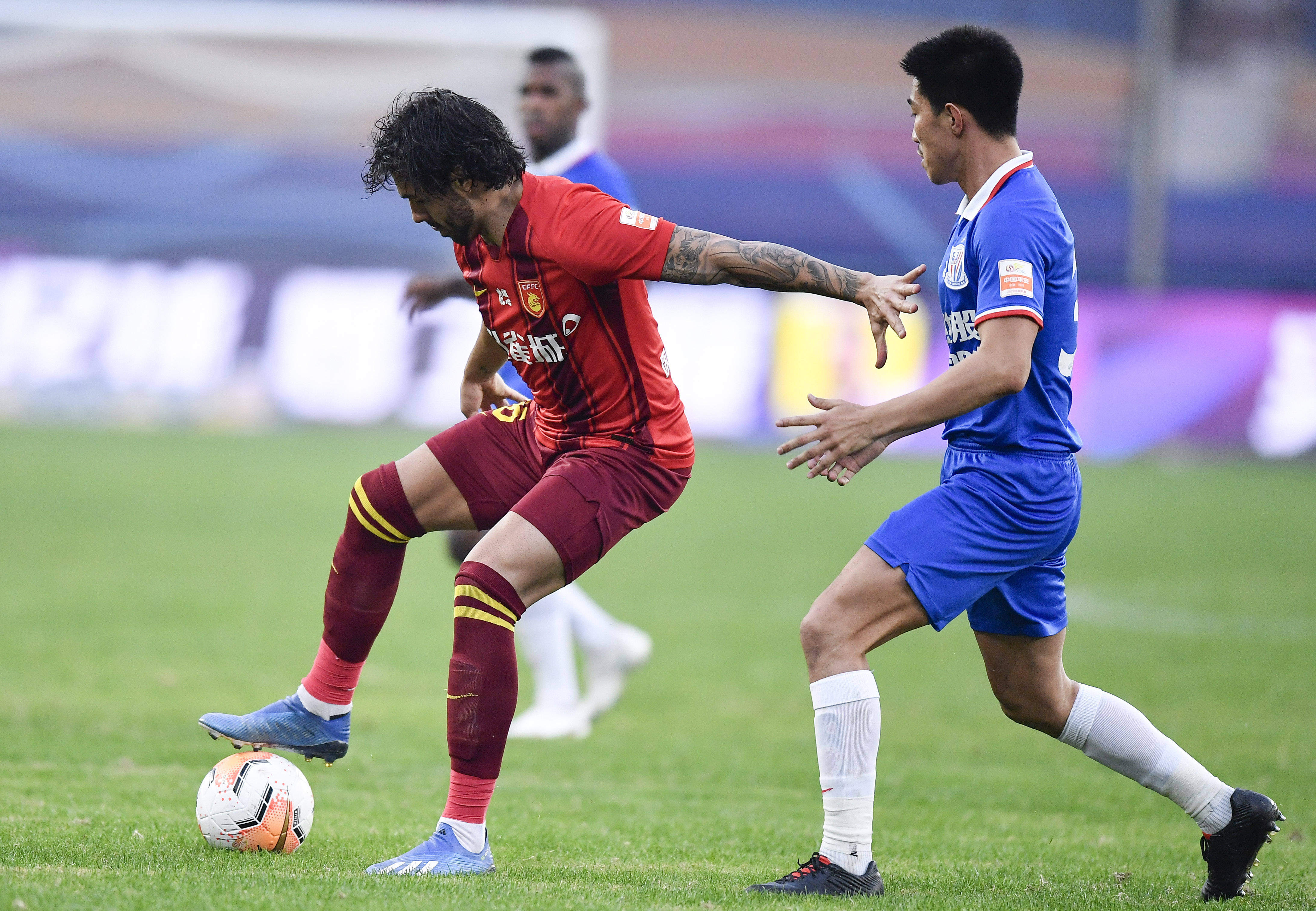 包含绿城主场不敌河北华夏幸福,遭遇连败的词条 包含绿城主场不敌河北华夏幸福,遭遇连败的词条