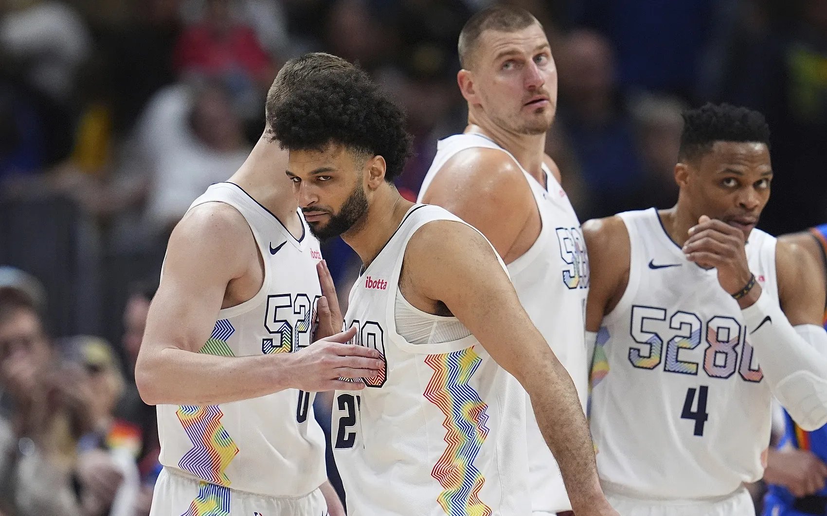 包含太阳队客场惜败掘金队,西部竞争日益激烈的词条 包含太阳队客场惜败掘金队,西部竞争日益激烈的词条