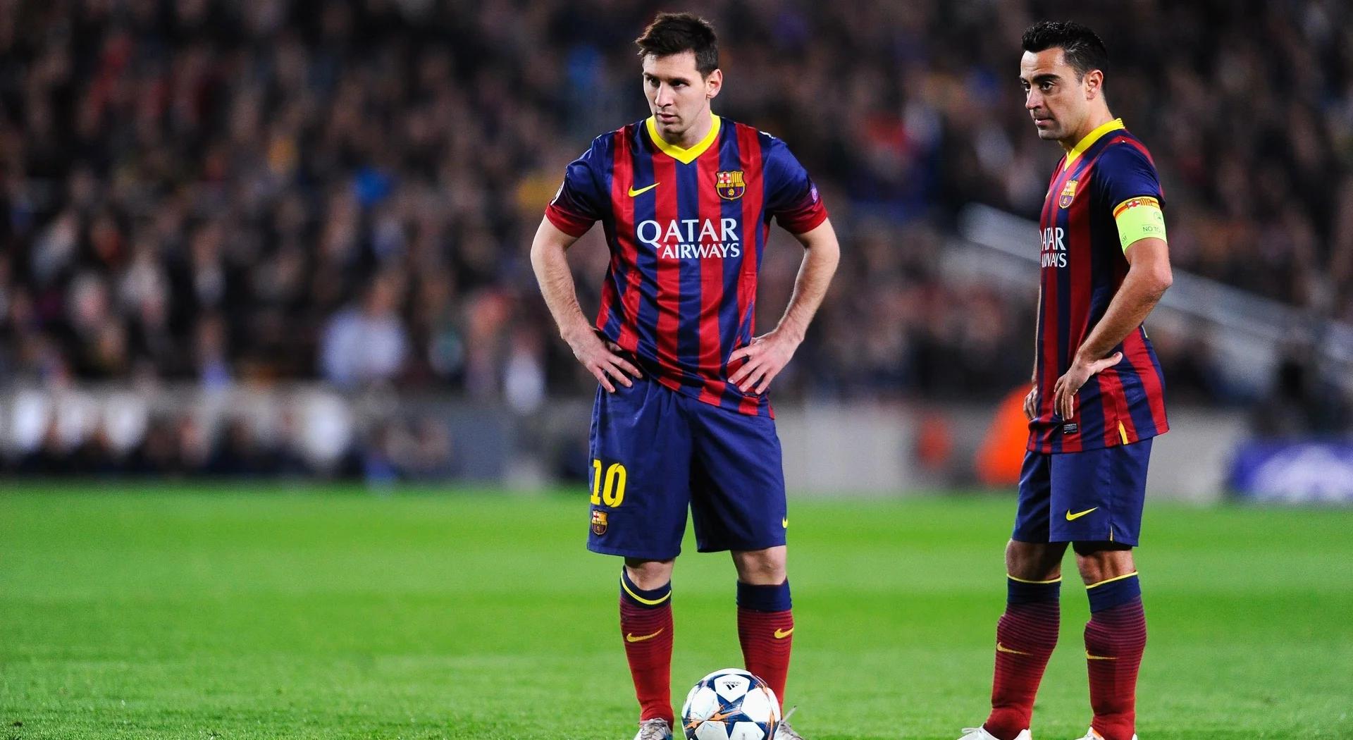 佛罗伦萨与巴萨拿竞技场上展开激烈角逐 佛罗伦萨与巴萨拿竞技场上展开激烈角逐